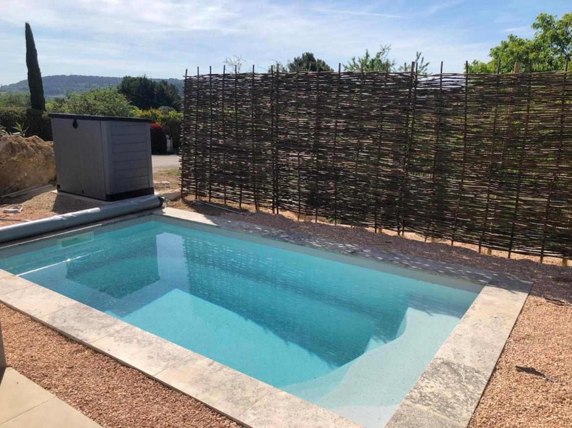 הוילה Puyvert Les Jardins De La Graviere A 5 Mn De Lourmarin Avec Piscine Privee מראה חיצוני תמונה